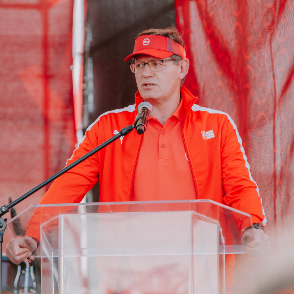 Absa Group CEO Arrie Rautenbach addresses Absa employees at a Sandton rooftop celebration on Friday, 1 September. 